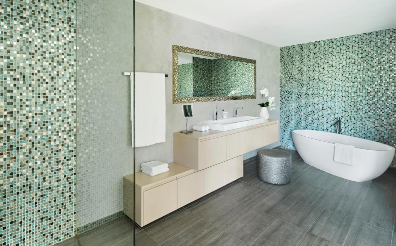 Eden Reserve 5*