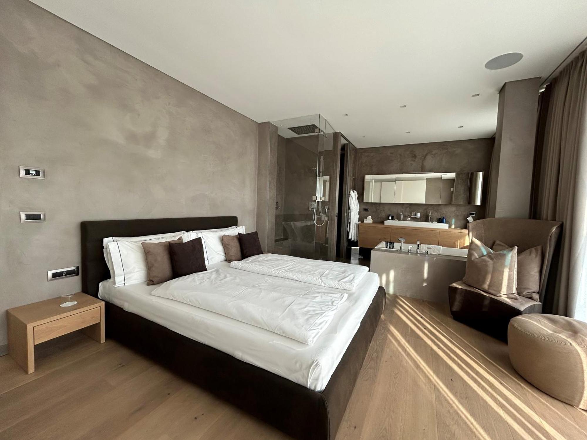 Eden Reserve 5*